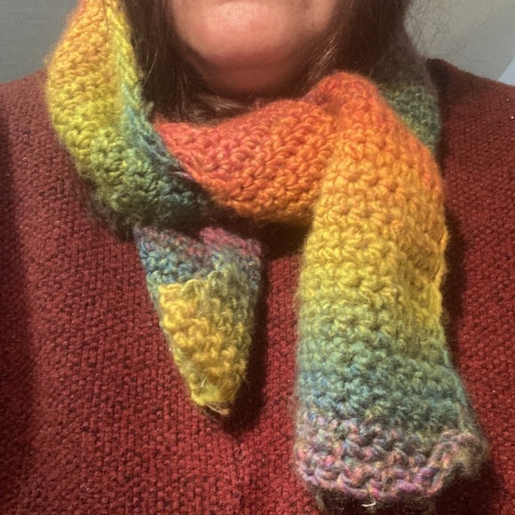 Hand crochet wool rainbow scarf - Picture 5 of 6